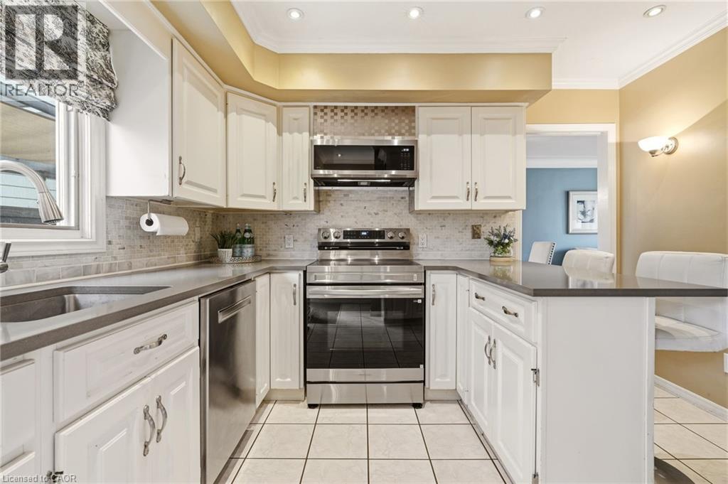 559 REXWAY Court, Burlington, Ontario, L7N3B6 — Photo 15