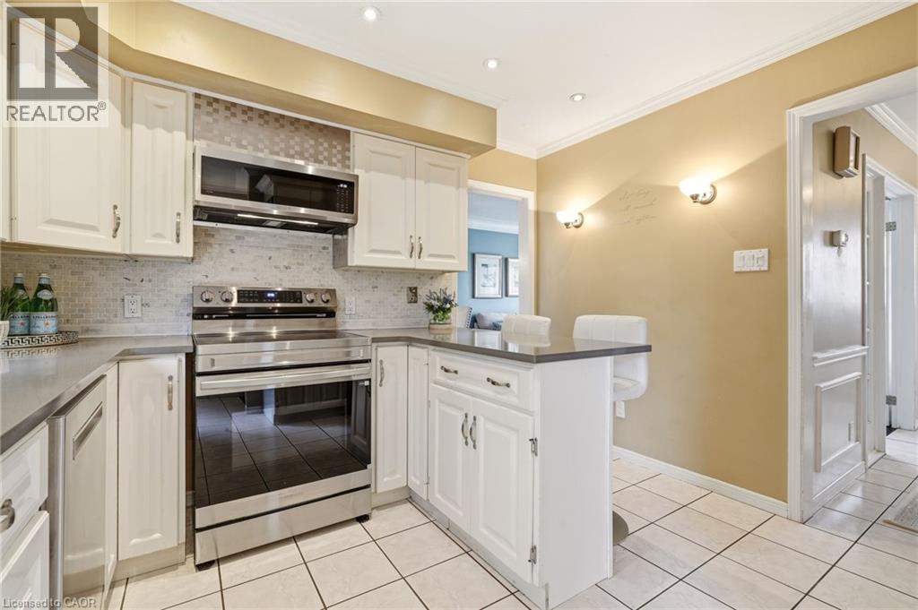 559 REXWAY Court, Burlington, Ontario, L7N3B6 — Photo 16