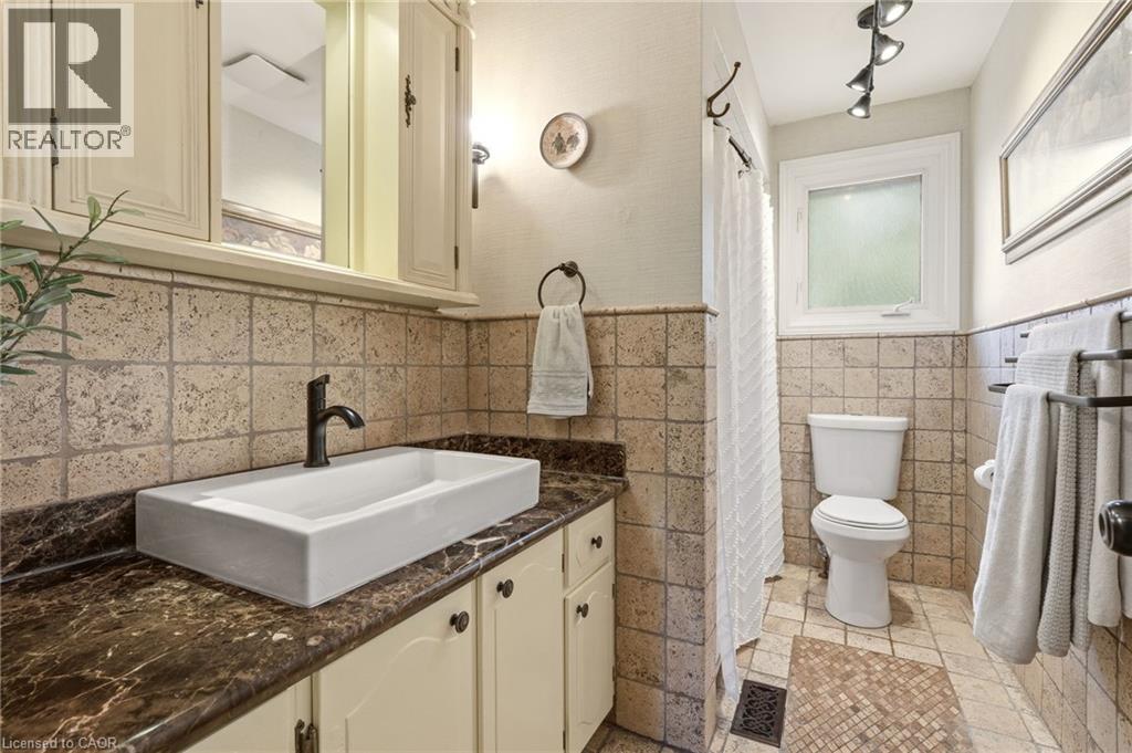 559 REXWAY Court, Burlington, Ontario, L7N3B6 — Photo 24