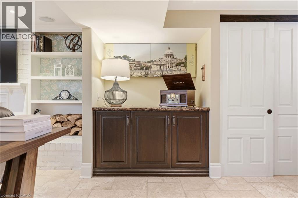 559 REXWAY Court, Burlington, Ontario, L7N3B6 — Photo 30