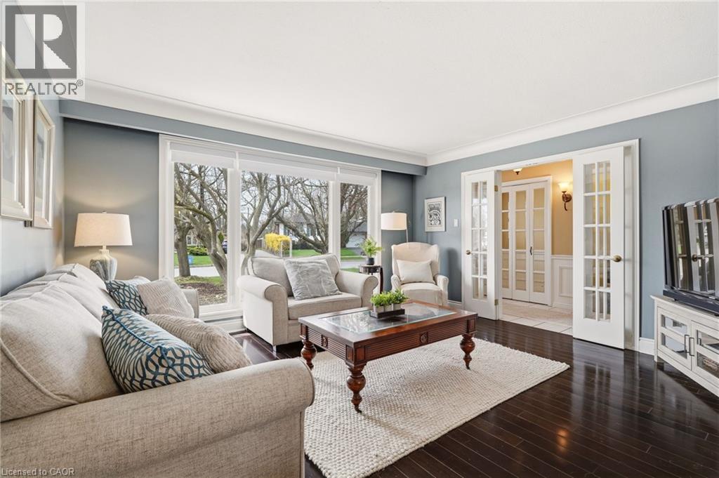 559 REXWAY Court, Burlington, Ontario, L7N3B6 — Photo 6