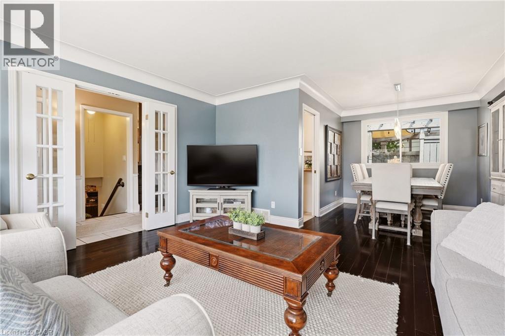 559 REXWAY Court, Burlington, Ontario, L7N3B6 — Photo 9