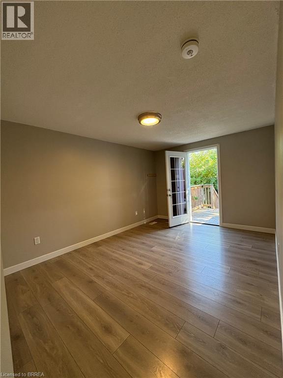 11 NASHUA Drive, Brantford, Ontario, N3P1L1 — Photo 14