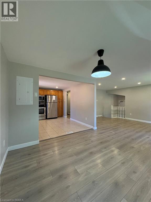 11 NASHUA Drive, Brantford, Ontario, N3P1L1 — Photo 16