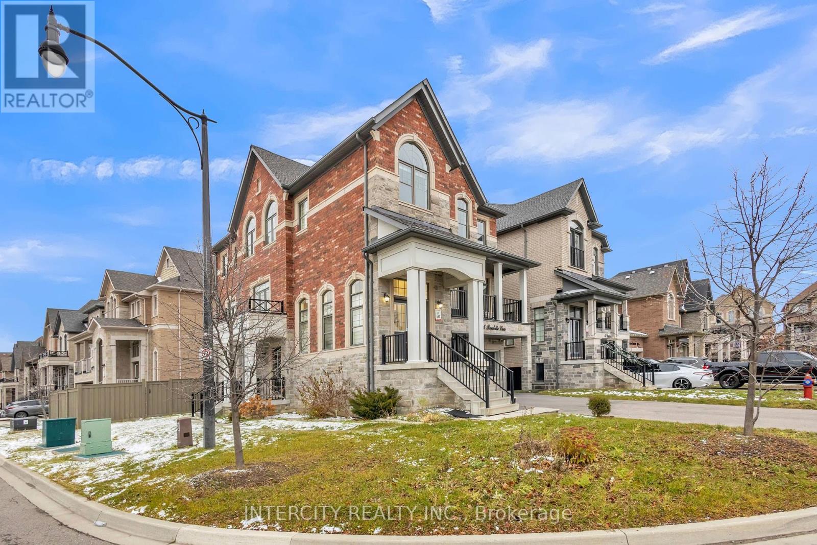 45 ROULETTE CRESCENT, Brampton (Bram West), Ontario, L7A4R6 — Photo 3
