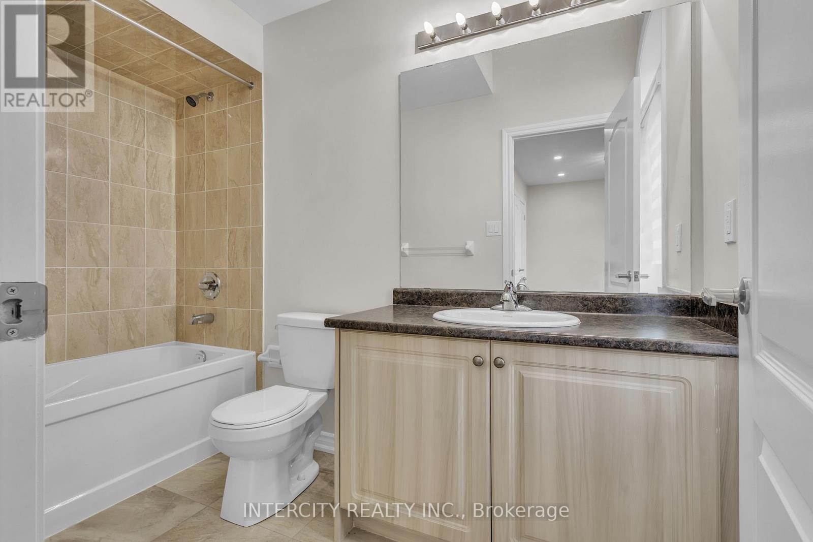 45 ROULETTE CRESCENT, Brampton (Bram West), Ontario, L7A4R6 — Photo 39