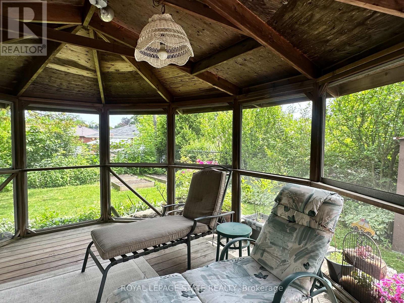 129 BROKER DRIVE, Hamilton (Huntington), Ontario, L8T2B9 — Photo 35