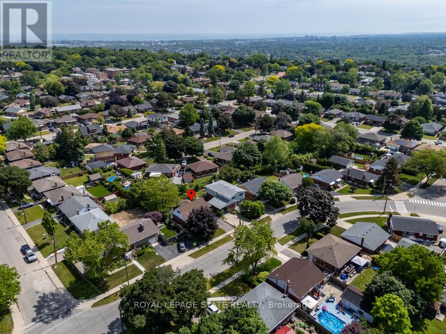 129 BROKER DRIVE, Hamilton (Huntington), Ontario, L8T2B9 — Photo 43