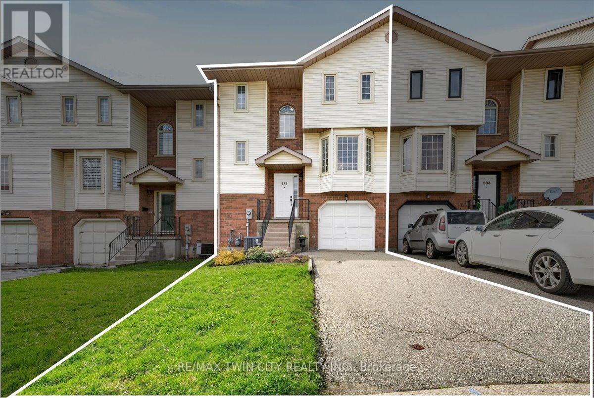 636 GRANGE CRESCENT, Waterloo, Ontario, N2T2L9 — Photo 2