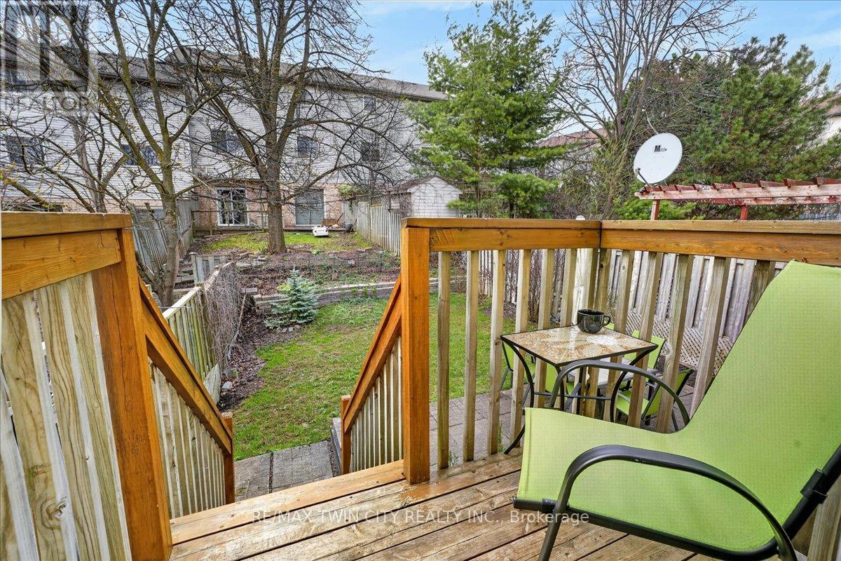 636 GRANGE CRESCENT, Waterloo, Ontario, N2T2L9 — Photo 39