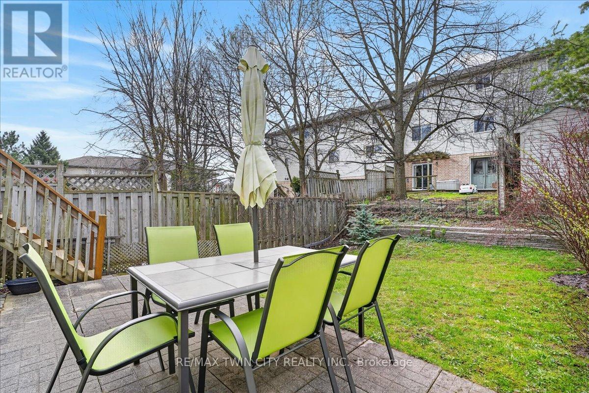 636 GRANGE CRESCENT, Waterloo, Ontario, N2T2L9 — Photo 42