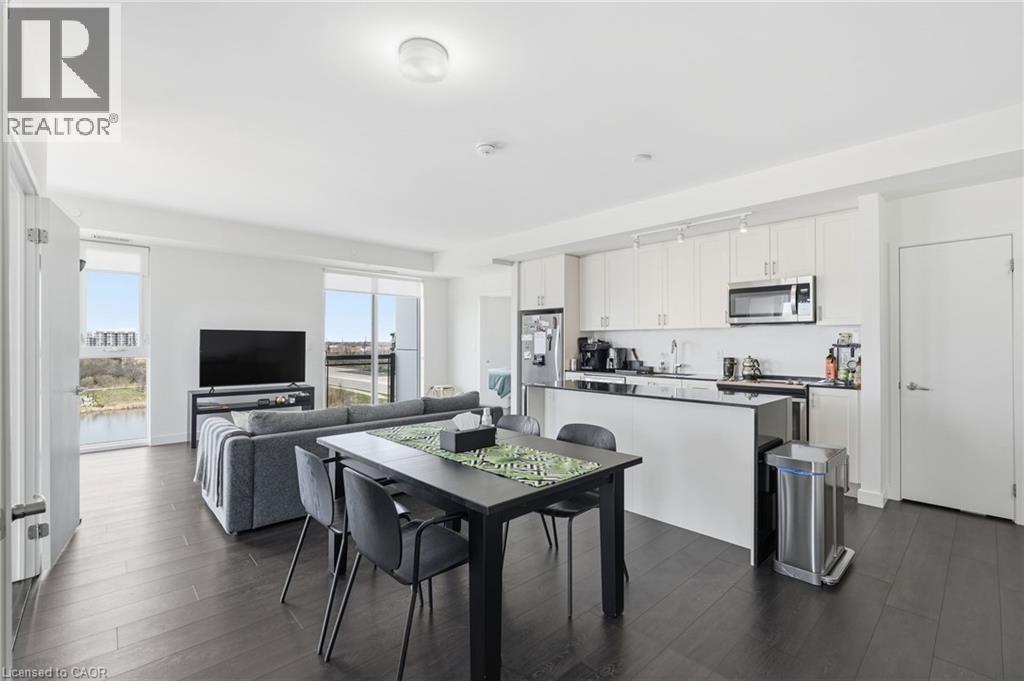 210 SABINA Drive Unit# 413, Oakville, Ontario, L6H0W6 — Photo 11