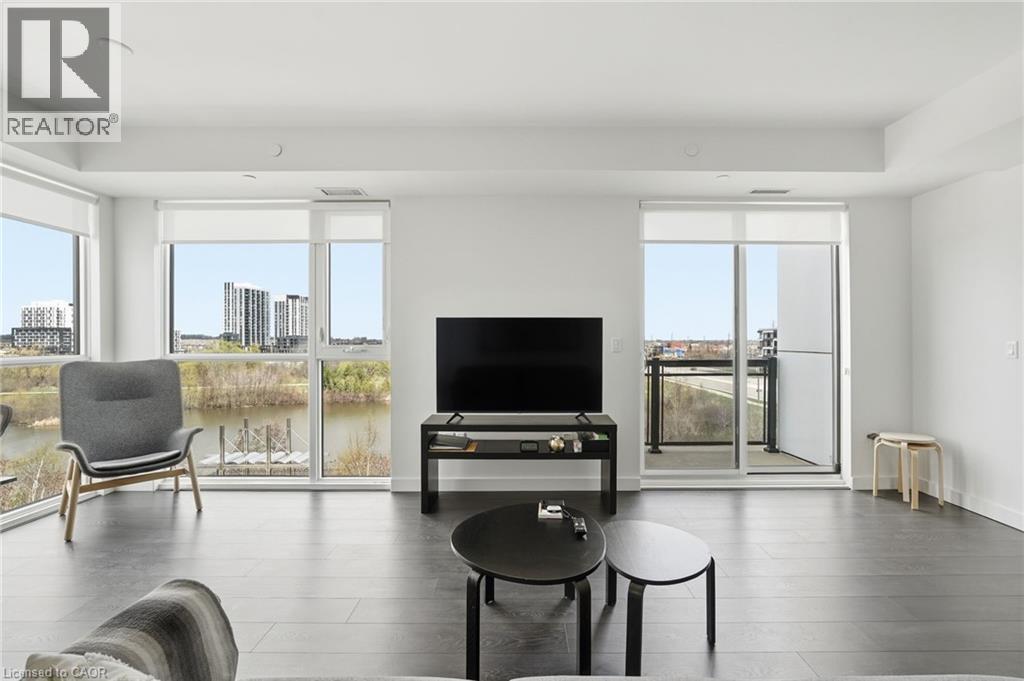 210 SABINA Drive Unit# 413, Oakville, Ontario, L6H0W6 — Photo 12