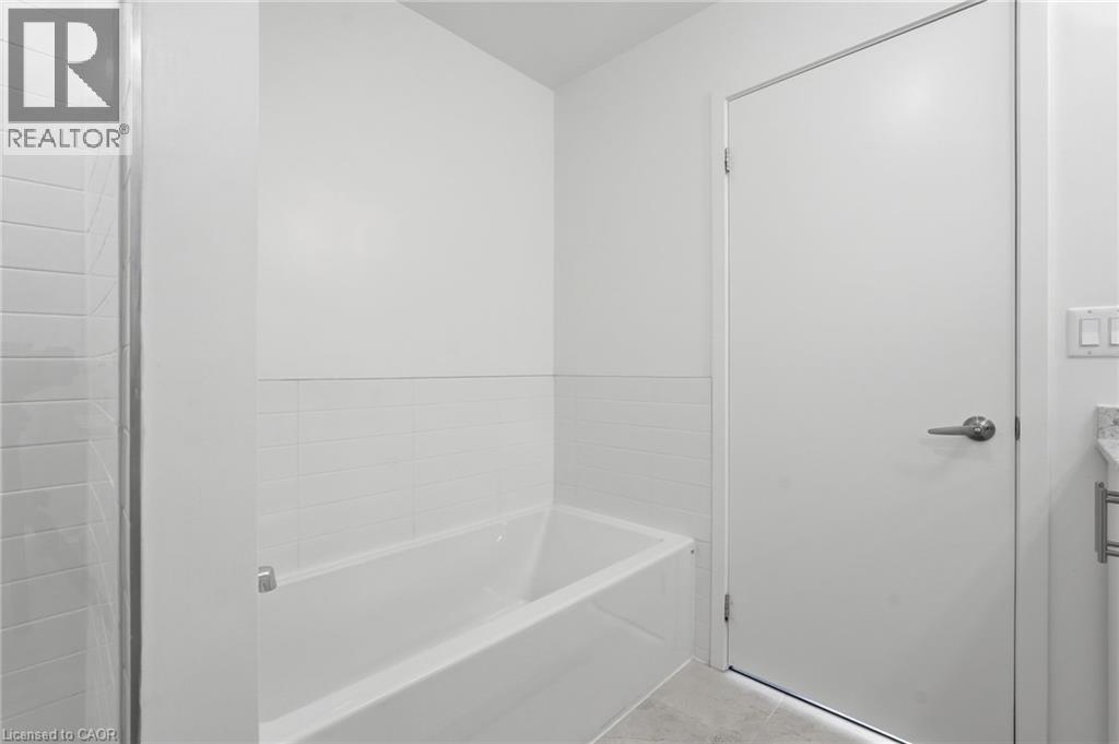 210 SABINA Drive Unit# 413, Oakville, Ontario, L6H0W6 — Photo 20