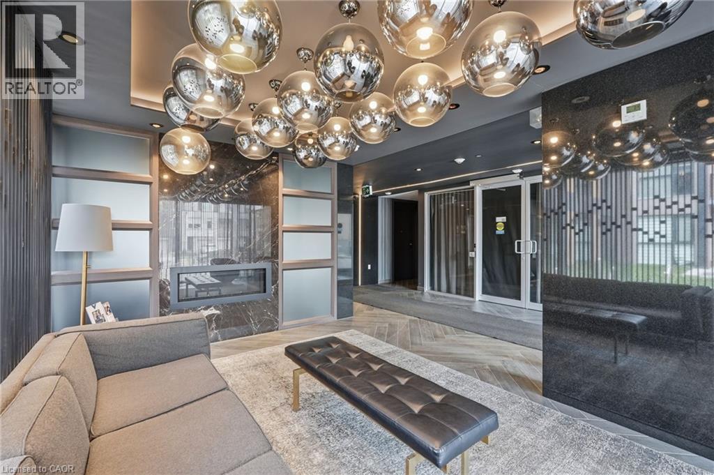 210 SABINA Drive Unit# 413, Oakville, Ontario, L6H0W6 — Photo 31