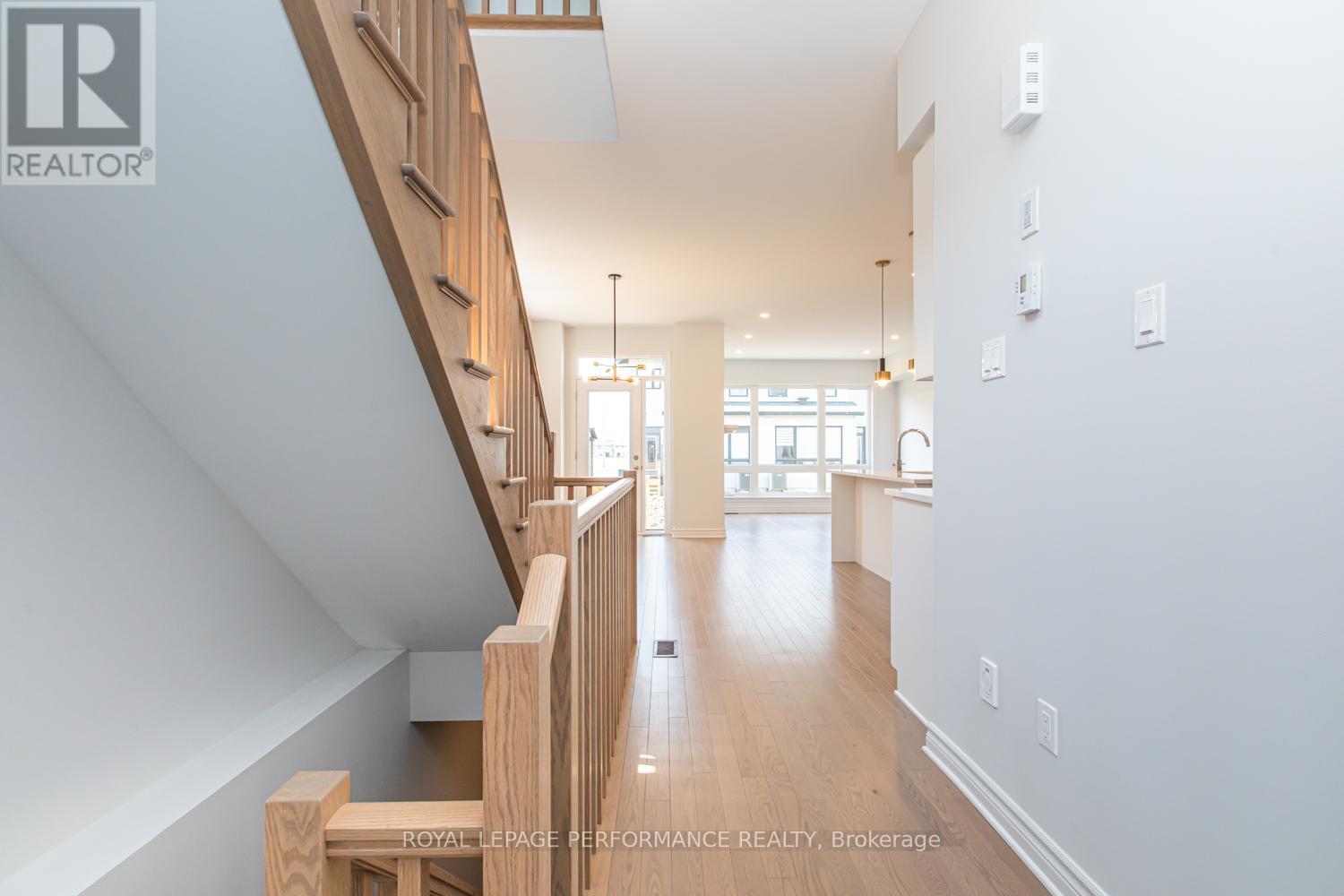 635 CORDELETTE CIRCLE, Ottawa, Ontario, K1W0P2 — Photo 8