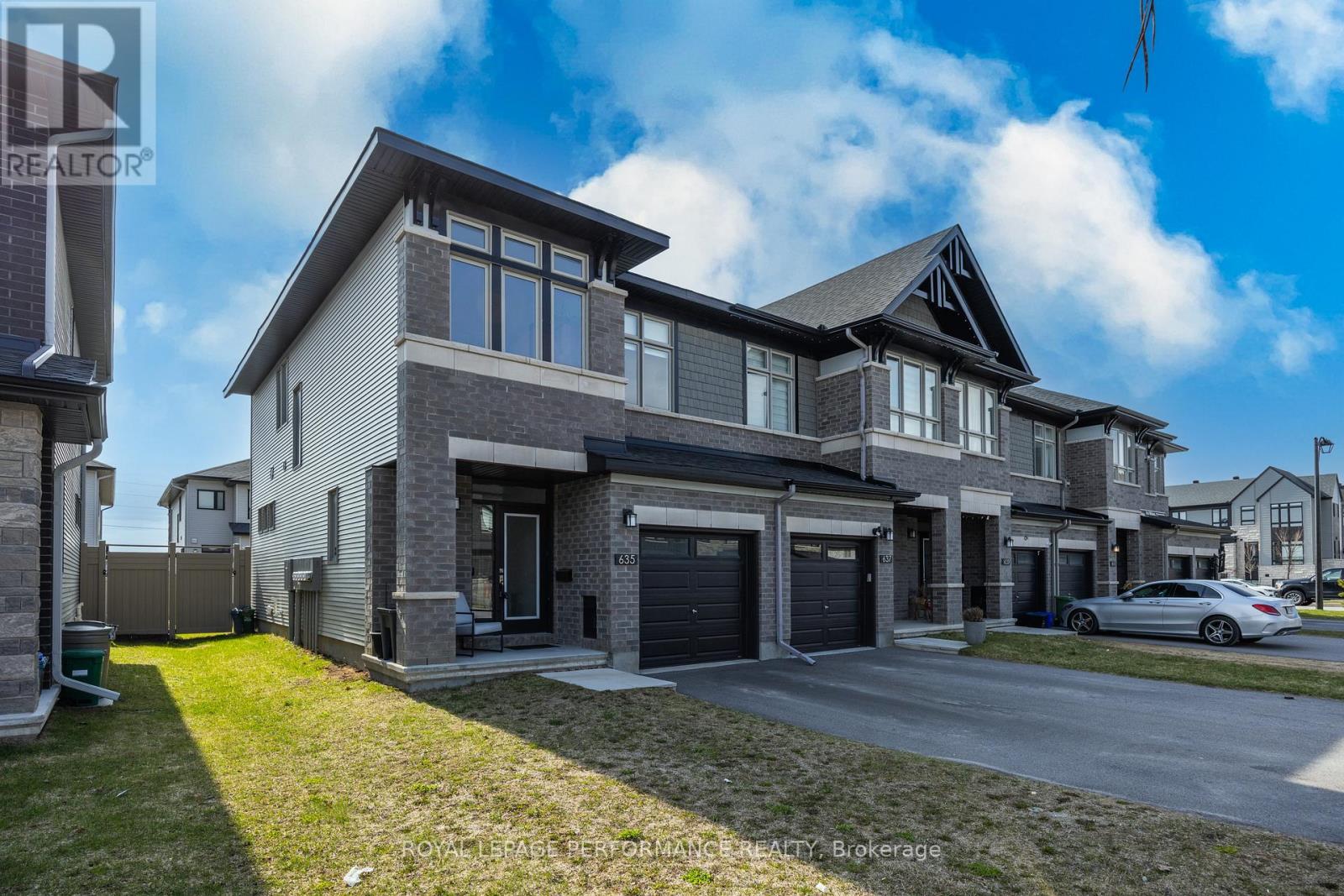 635 CORDELETTE CIRCLE, Ottawa, Ontario, K1W0P2 — Photo 2