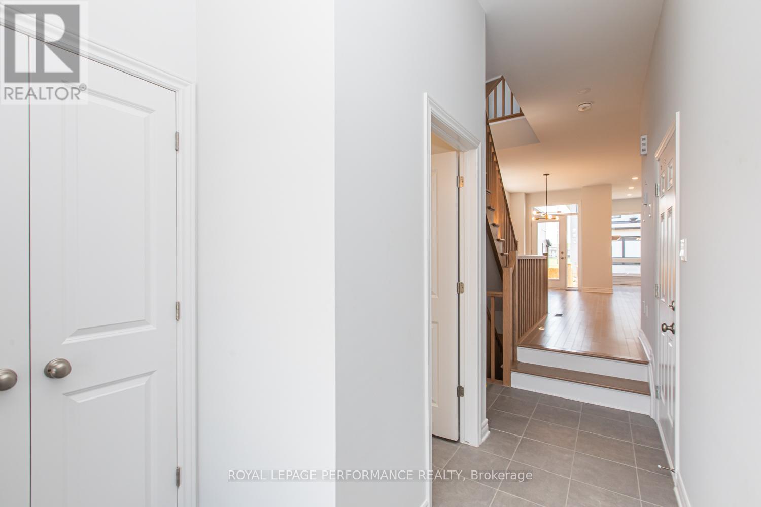 635 CORDELETTE CIRCLE, Ottawa, Ontario, K1W0P2 — Photo 7