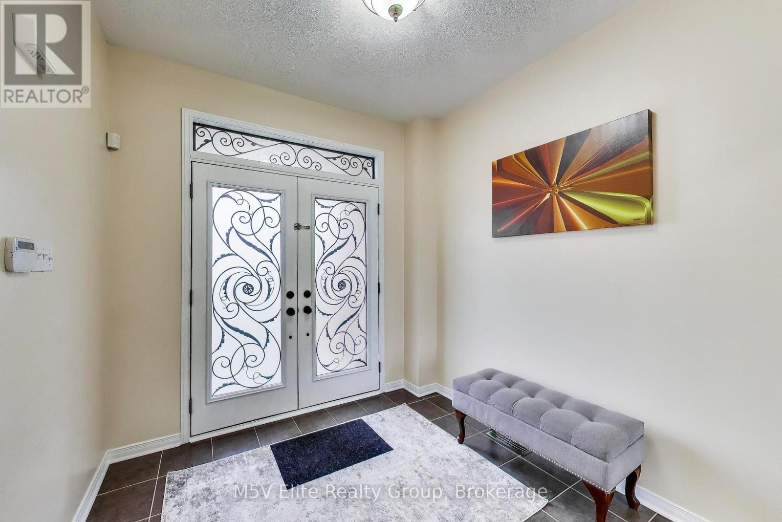 38 KILREA WAY, Brampton (Credit Valley), Ontario, L6X0R1 — Photo 2
