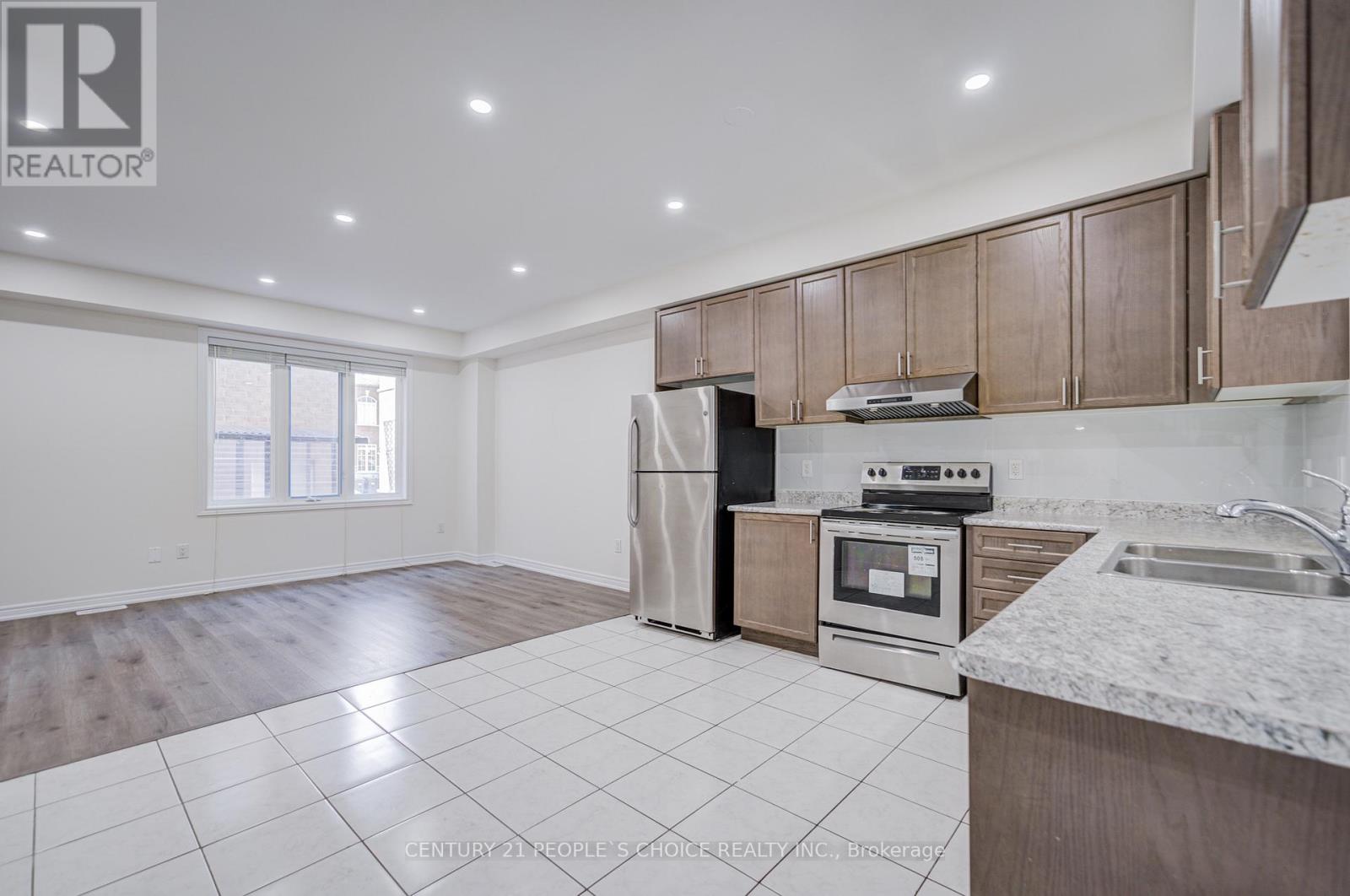 166 REMEMBRANCE ROAD, Brampton (Northwest Brampton), Ontario, L7A4X1 — Photo 6