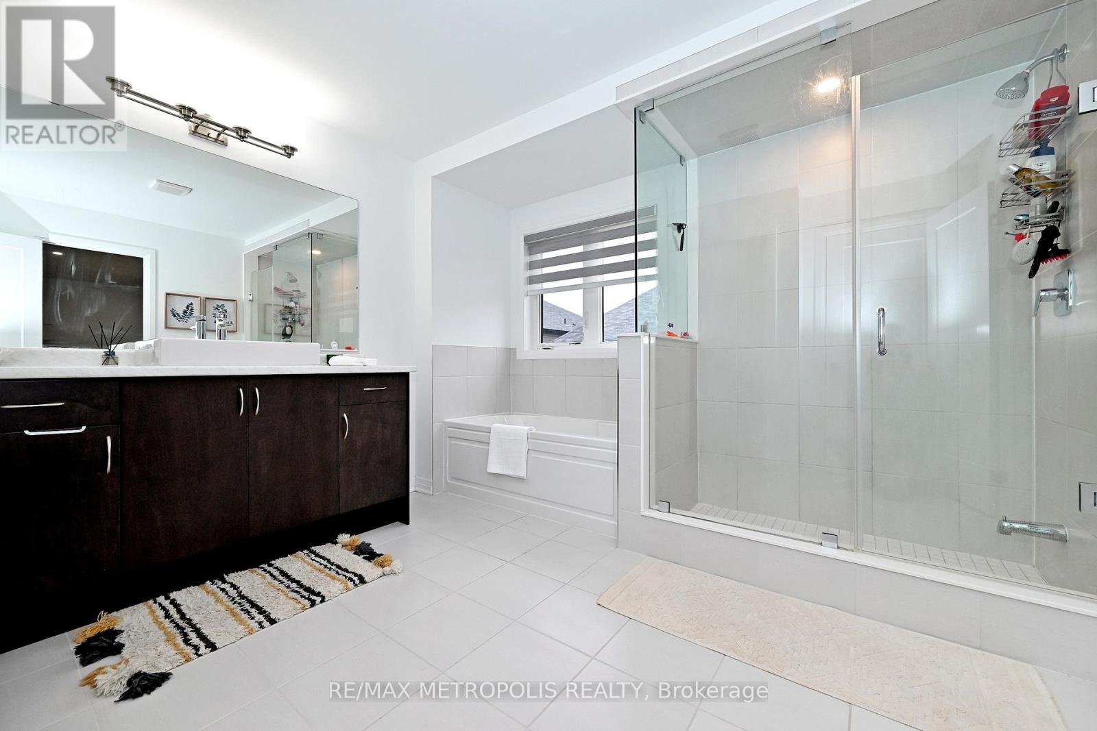 14 JENNER DRIVE, Brant (Paris), Ontario, N3L3L3 — Photo 18