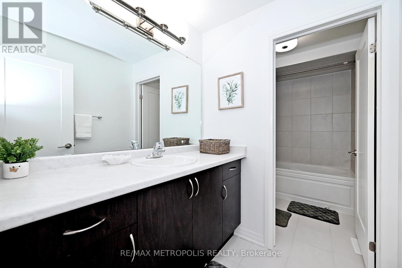 14 JENNER DRIVE, Brant (Paris), Ontario, N3L3L3 — Photo 23