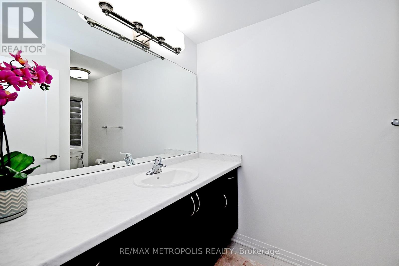 14 JENNER DRIVE, Brant (Paris), Ontario, N3L3L3 — Photo 26