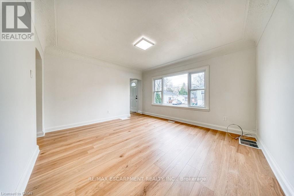 22 DAVID AVENUE, Hamilton (Hill Park), Ontario, L9A3V1 — Photo 10