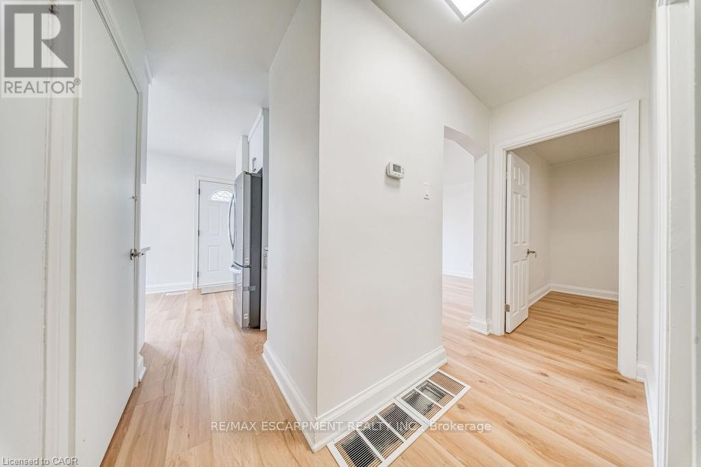 22 DAVID AVENUE, Hamilton (Hill Park), Ontario, L9A3V1 — Photo 12