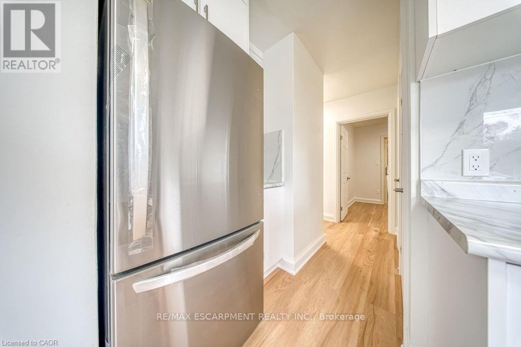 22 DAVID AVENUE, Hamilton (Hill Park), Ontario, L9A3V1 — Photo 3