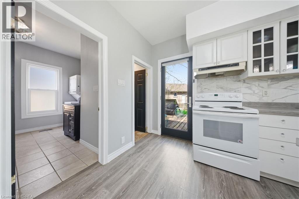 38 MOUNT PLEASANT Street, Brantford, Ontario, N3T1S6 — Photo 12