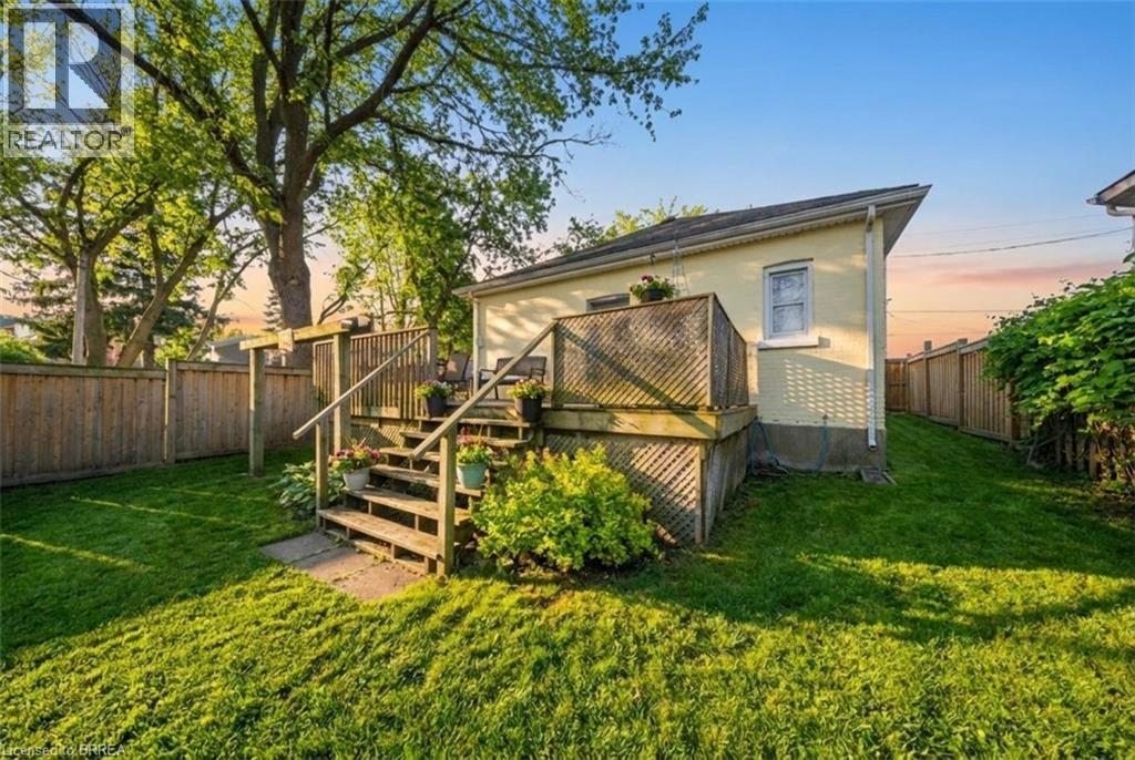 38 MOUNT PLEASANT Street, Brantford, Ontario, N3T1S6 — Photo 19