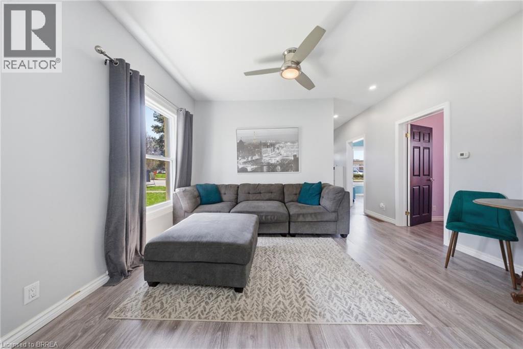 38 MOUNT PLEASANT Street, Brantford, Ontario, N3T1S6 — Photo 5