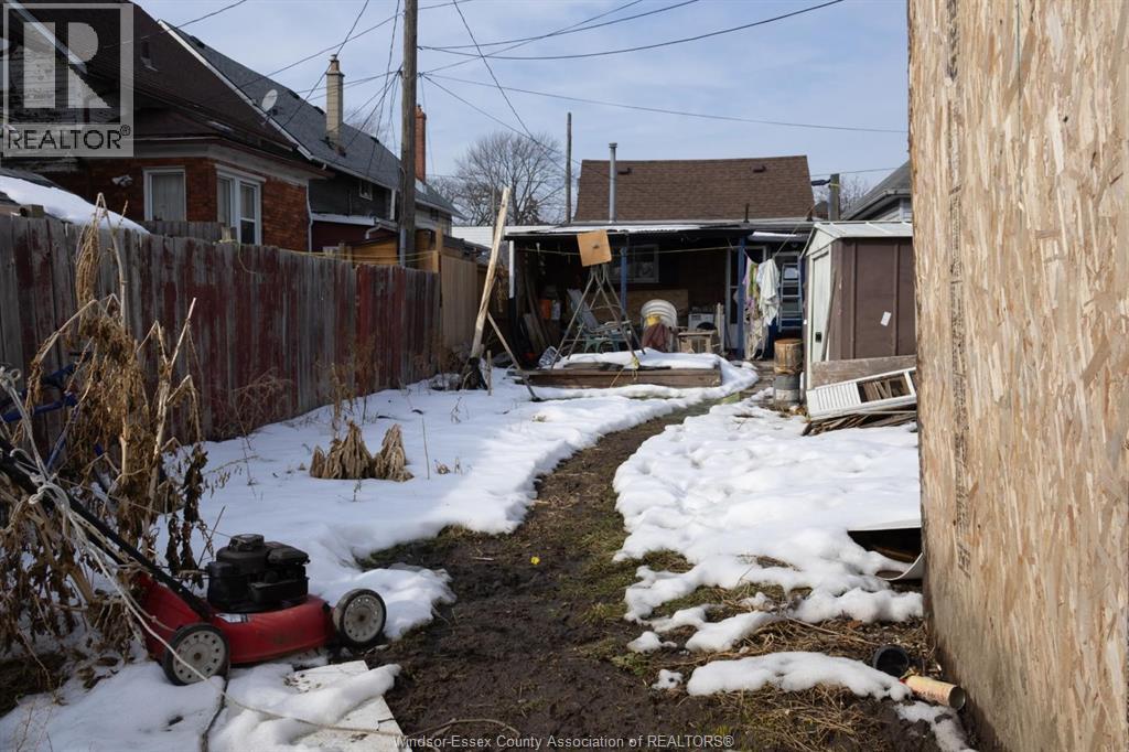 1475 MARTINDALE STREET, Windsor, Ontario, N9B1G4 — Photo 6