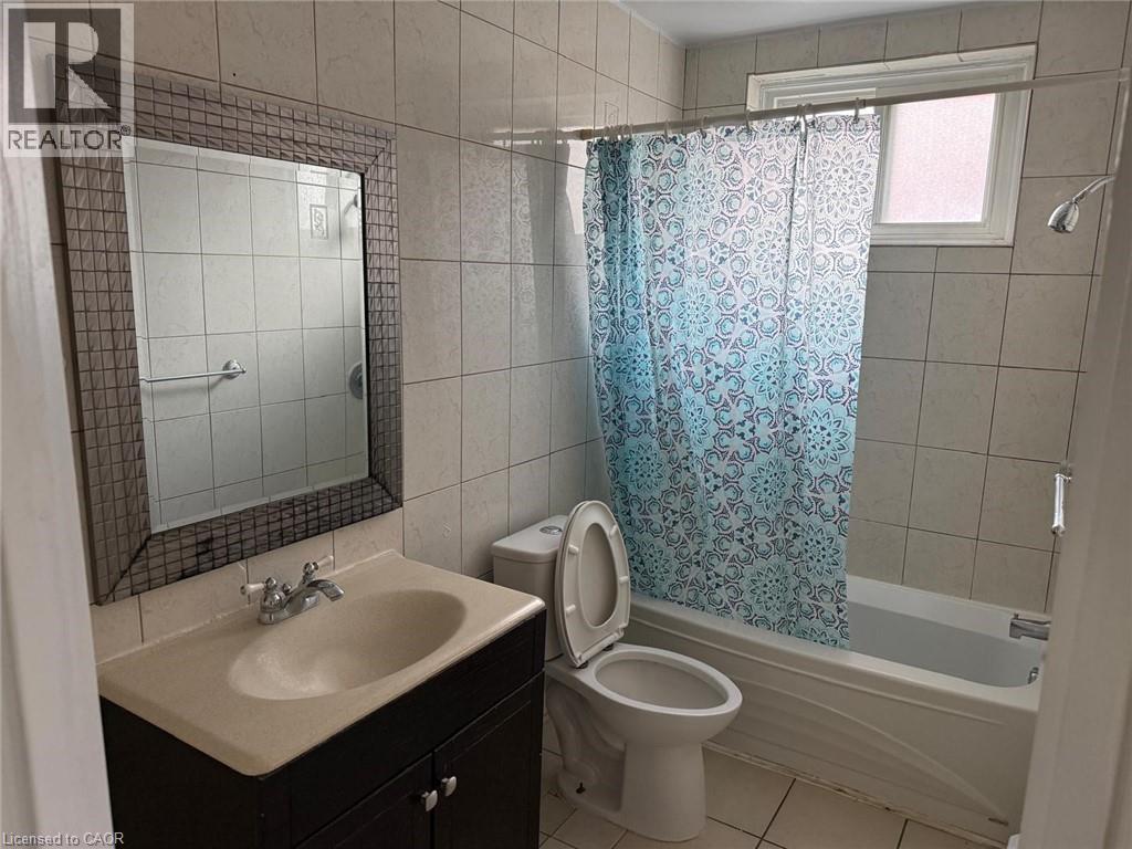 449 HAZEL Street Unit# 9, Waterloo, Ontario, N2L3P7 — Photo 11