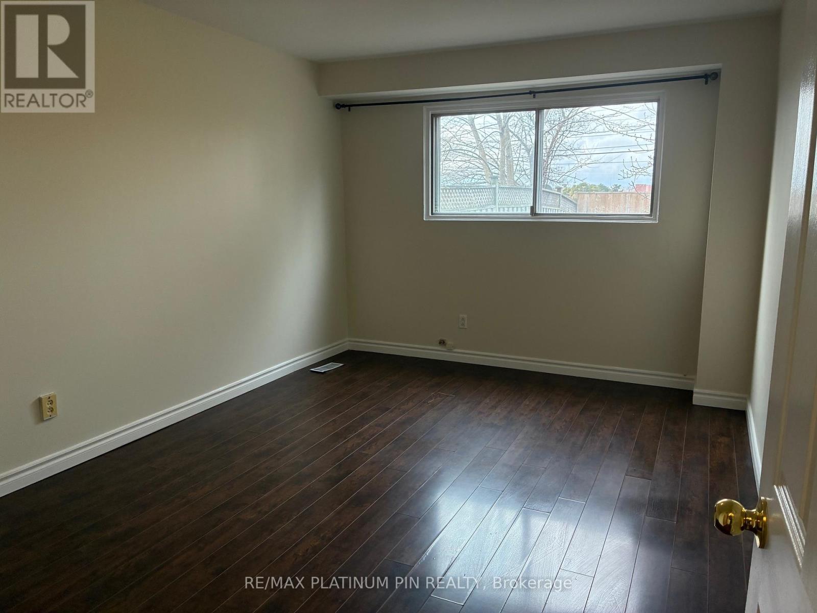 LOWER LEVEL - 315 APACHE TRAIL, Toronto (Pleasant View), Ontario, M2H2W6 — Photo 4