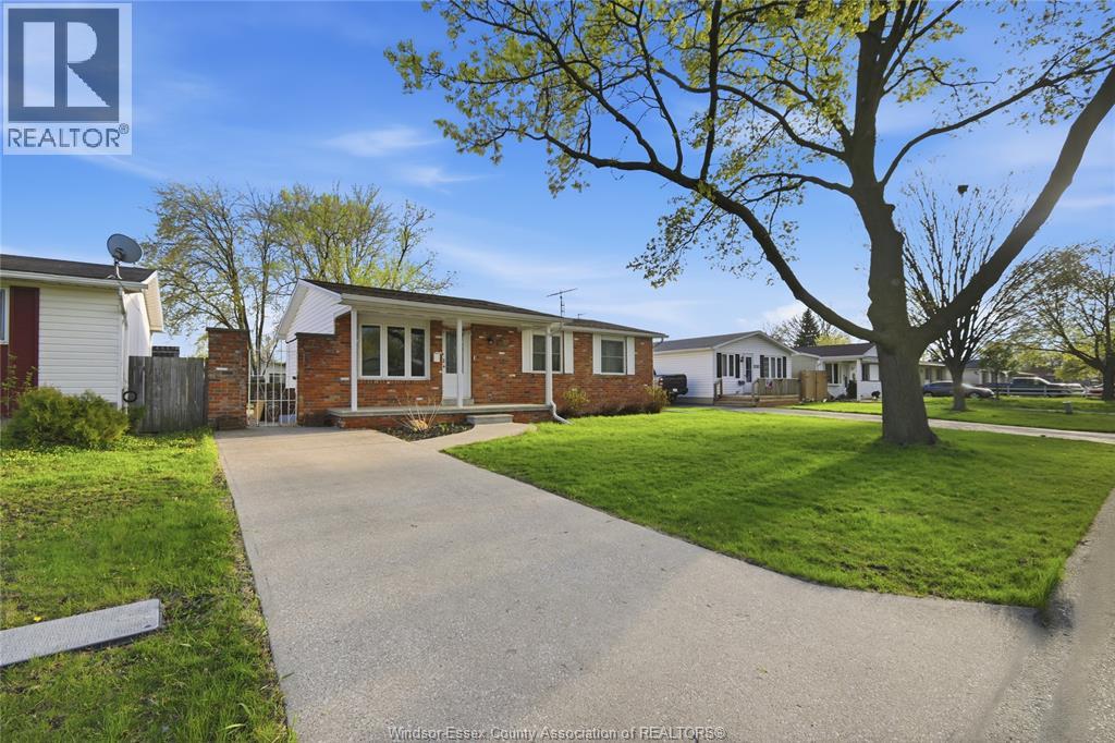 10395 CALEDON COURT, Windsor, Ontario, N8R1C7 — Photo 3