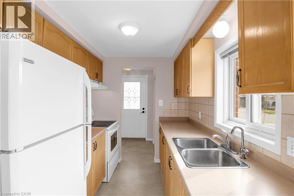 199A AUBURN Drive, Waterloo, Ontario, N2K3T1 — Photo 9