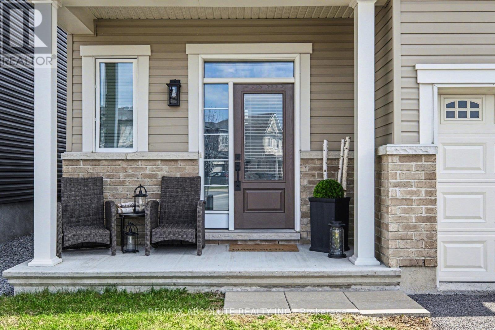 633 GERANIUM WALK, Ottawa, Ontario, K2S2J3 — Photo 2
