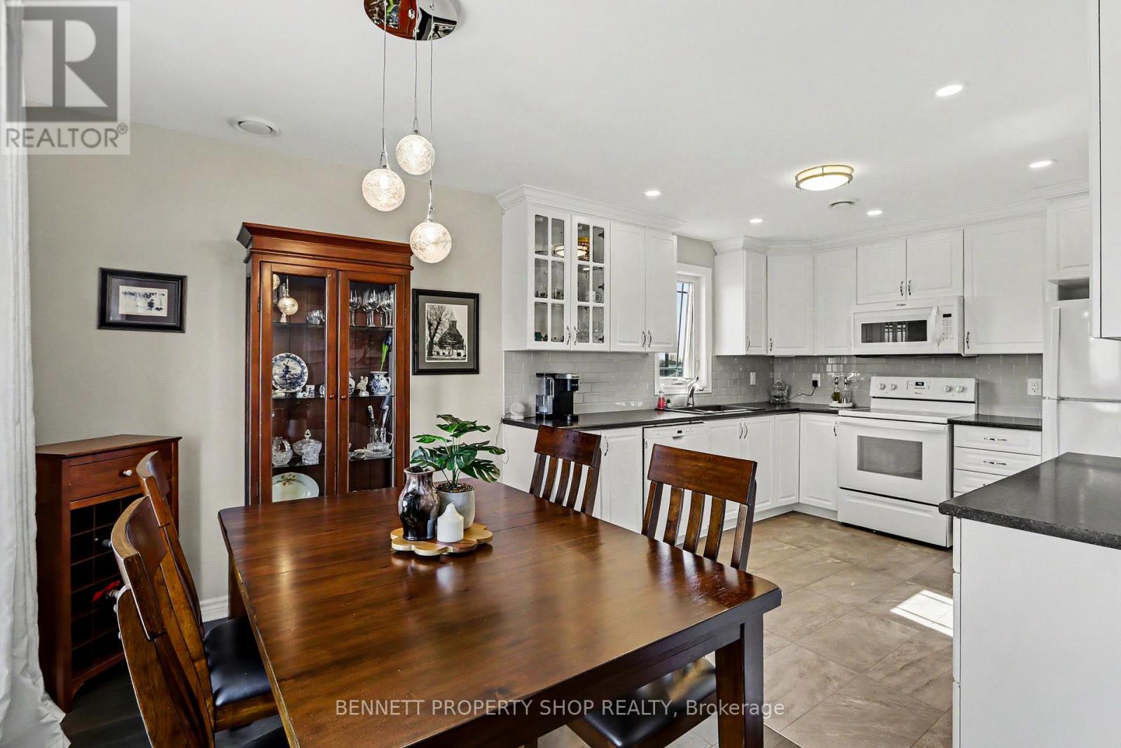 13 - 340 TRIBECA PRIVATE, Ottawa, Ontario, K2J6B4 — Photo 4