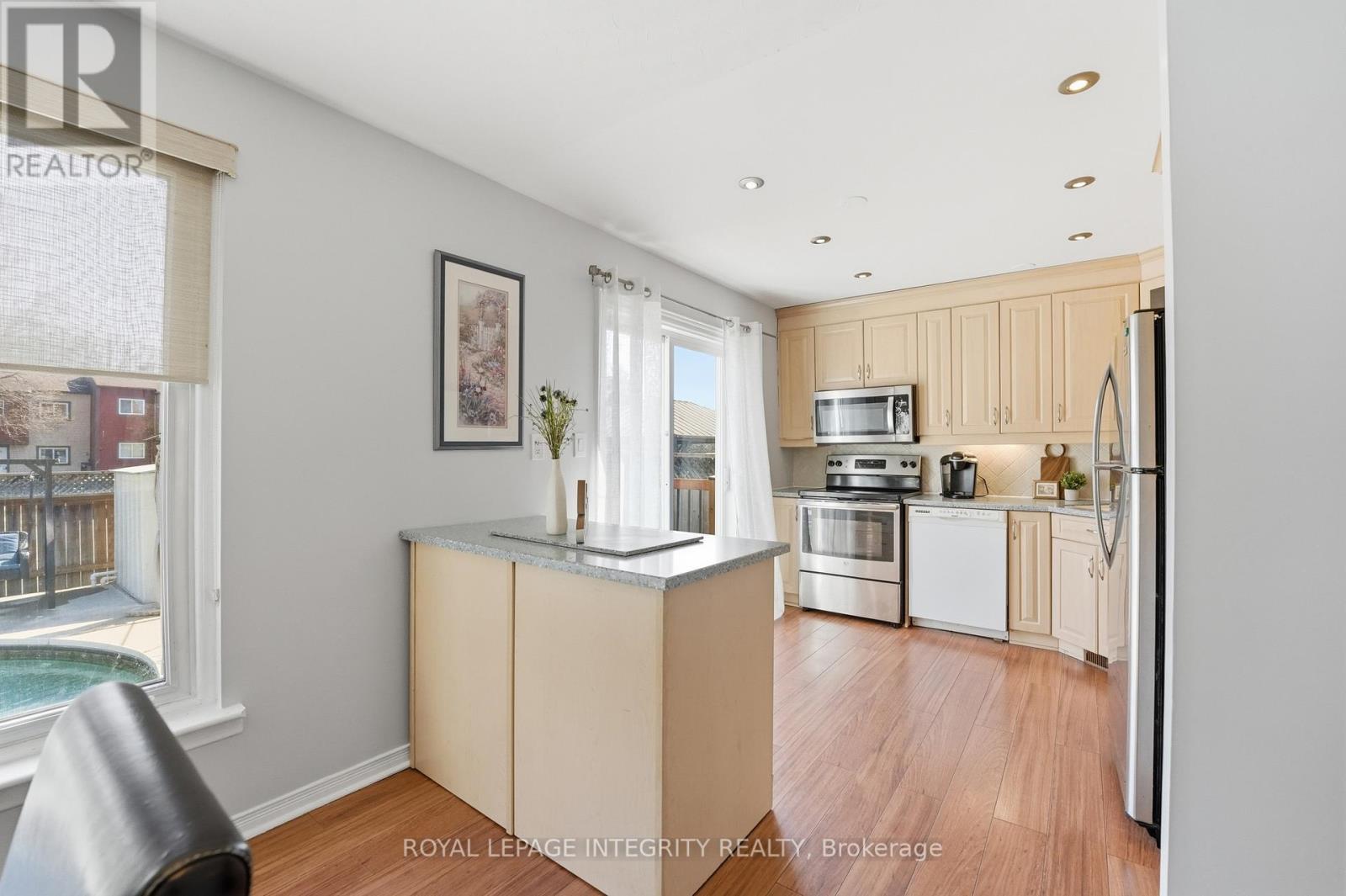 776 VINETTE CRESCENT, Ottawa, Ontario, K1E1W9 — Photo 7