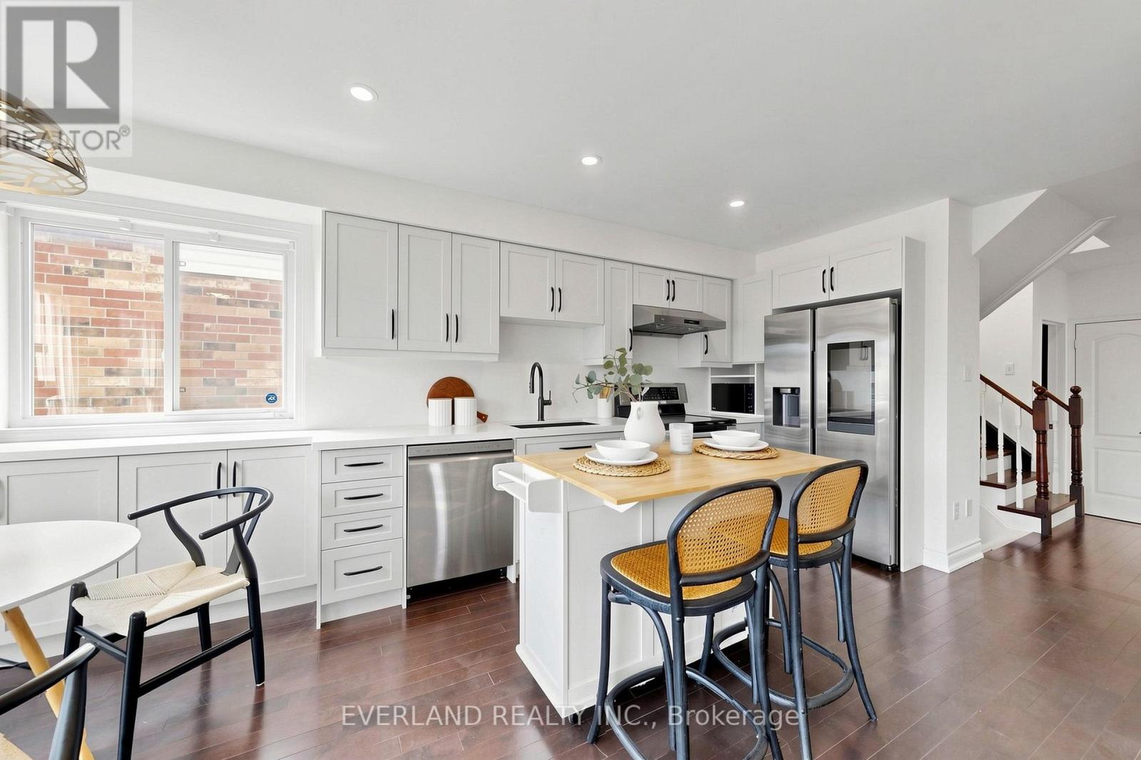 50 SHENANDOAH DRIVE, Whitby (Williamsburg), Ontario, L1P1T3 — Photo 11