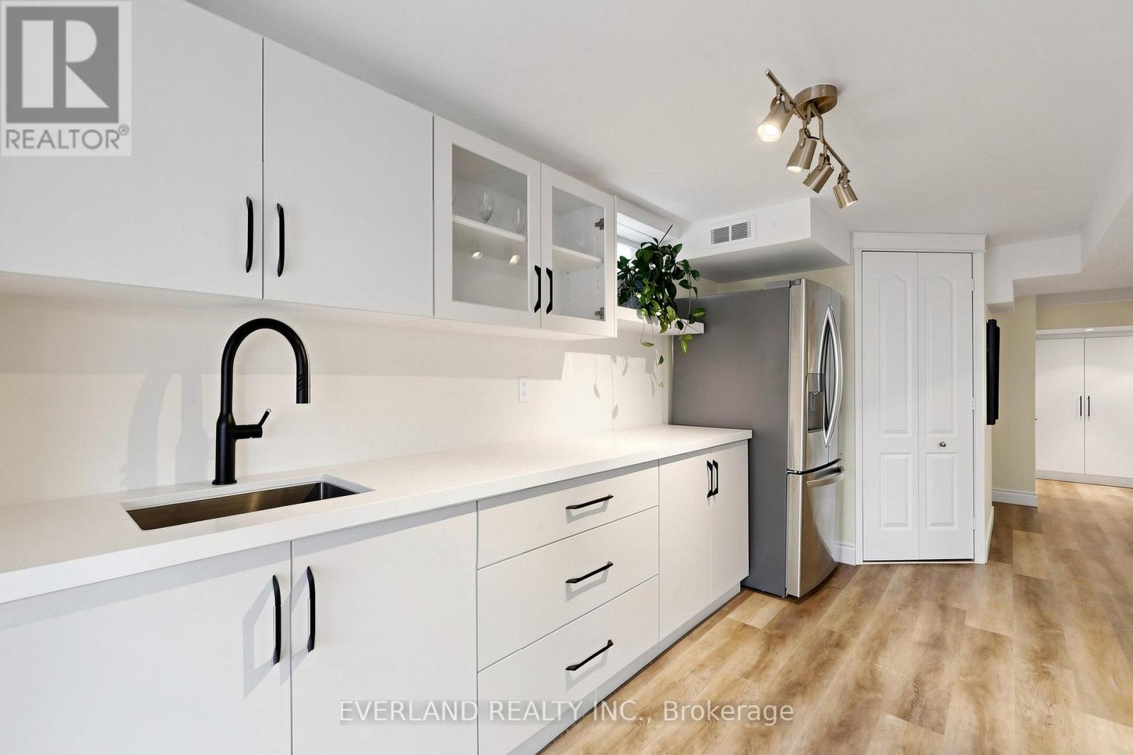 50 SHENANDOAH DRIVE, Whitby (Williamsburg), Ontario, L1P1T3 — Photo 39