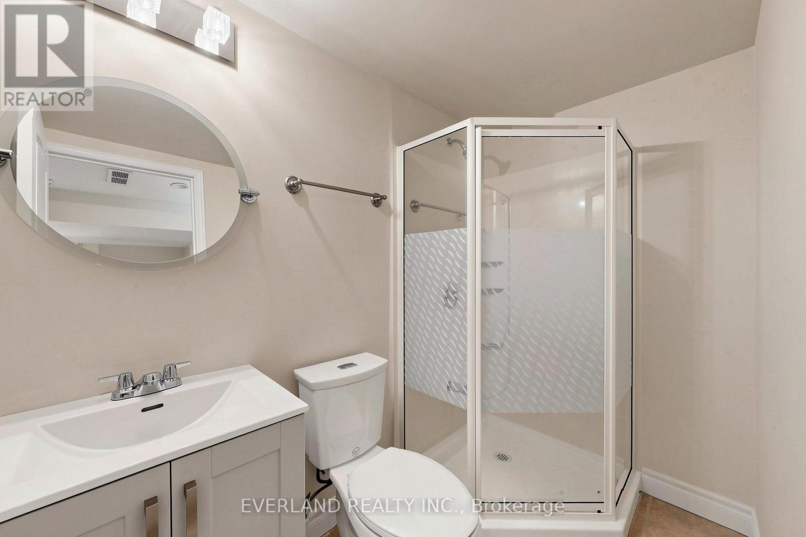 50 SHENANDOAH DRIVE, Whitby (Williamsburg), Ontario, L1P1T3 — Photo 43