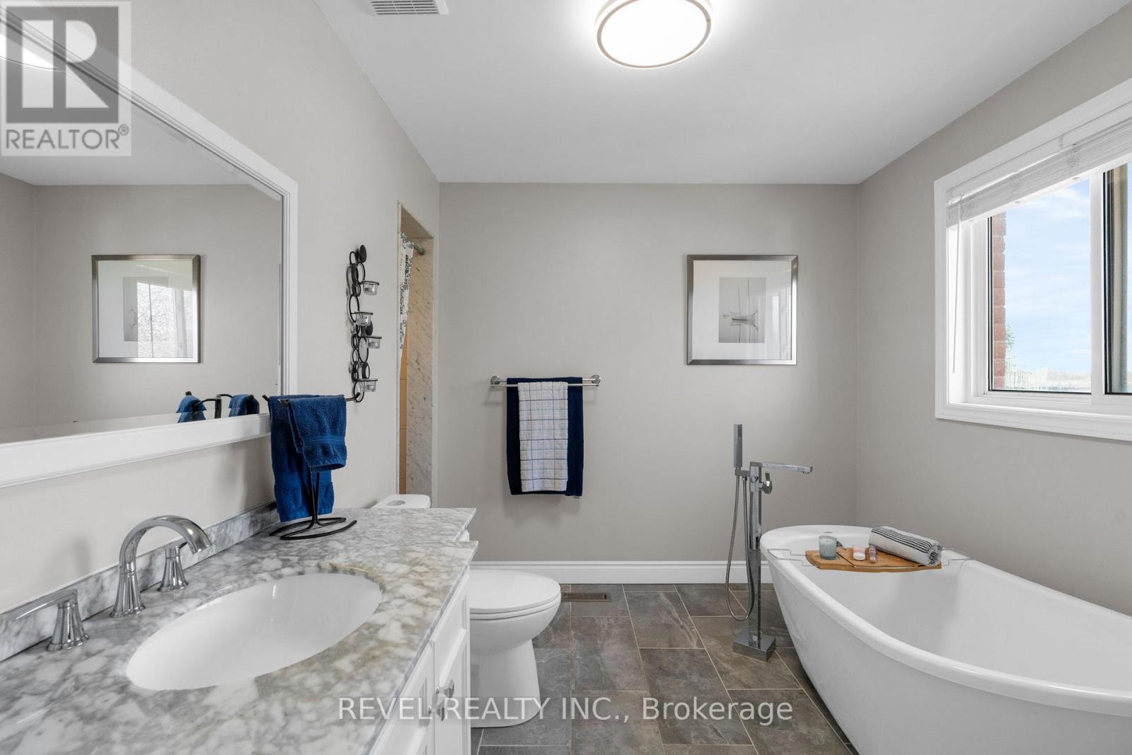 28 DUNNETT DRIVE, Barrie (Ardagh), Ontario, L4N0J7 — Photo 14