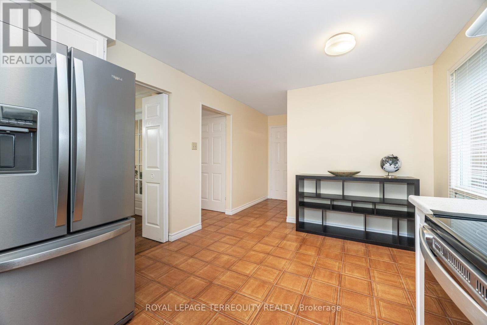 4085 WHEELWRIGHT CRESCENT, Mississauga (Erin Mills), Ontario, L5L2X3 — Photo 11