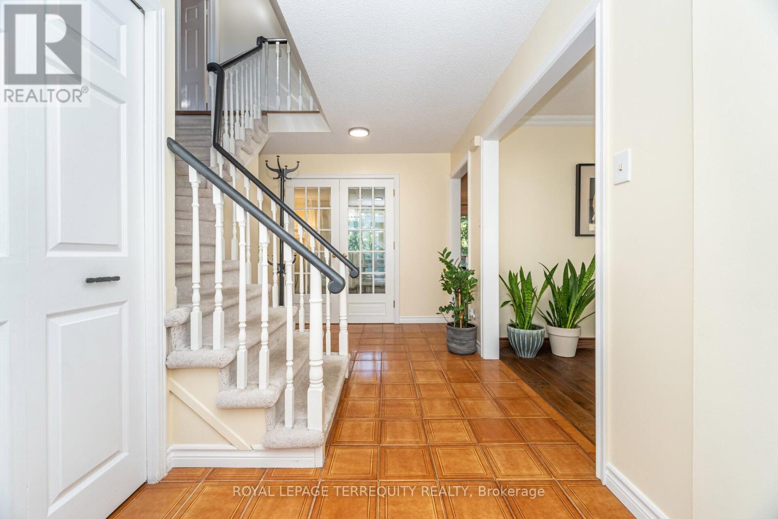 4085 WHEELWRIGHT CRESCENT, Mississauga (Erin Mills), Ontario, L5L2X3 — Photo 4