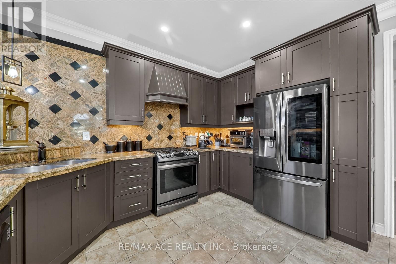 MAIN - 12 SMOOTHWATER TERRACE, Markham (Box Grove), Ontario, L6B0E5 — Photo 23