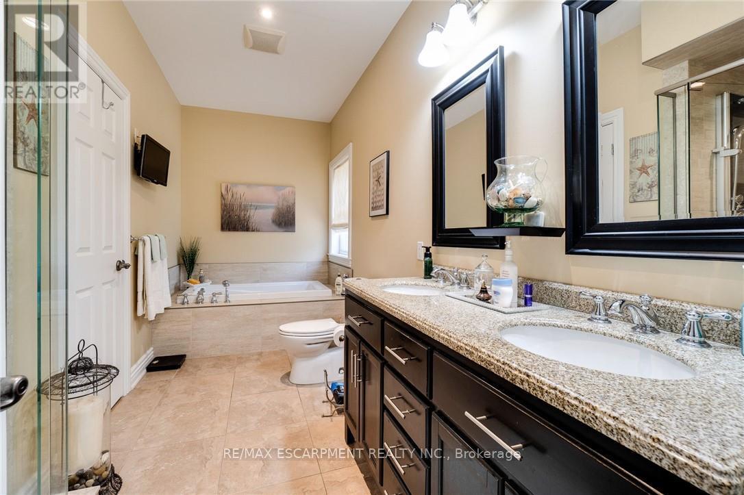 1026 BEACH BOULEVARD, Hamilton (Hamilton Beach), Ontario, L8H6Z4 — Photo 24