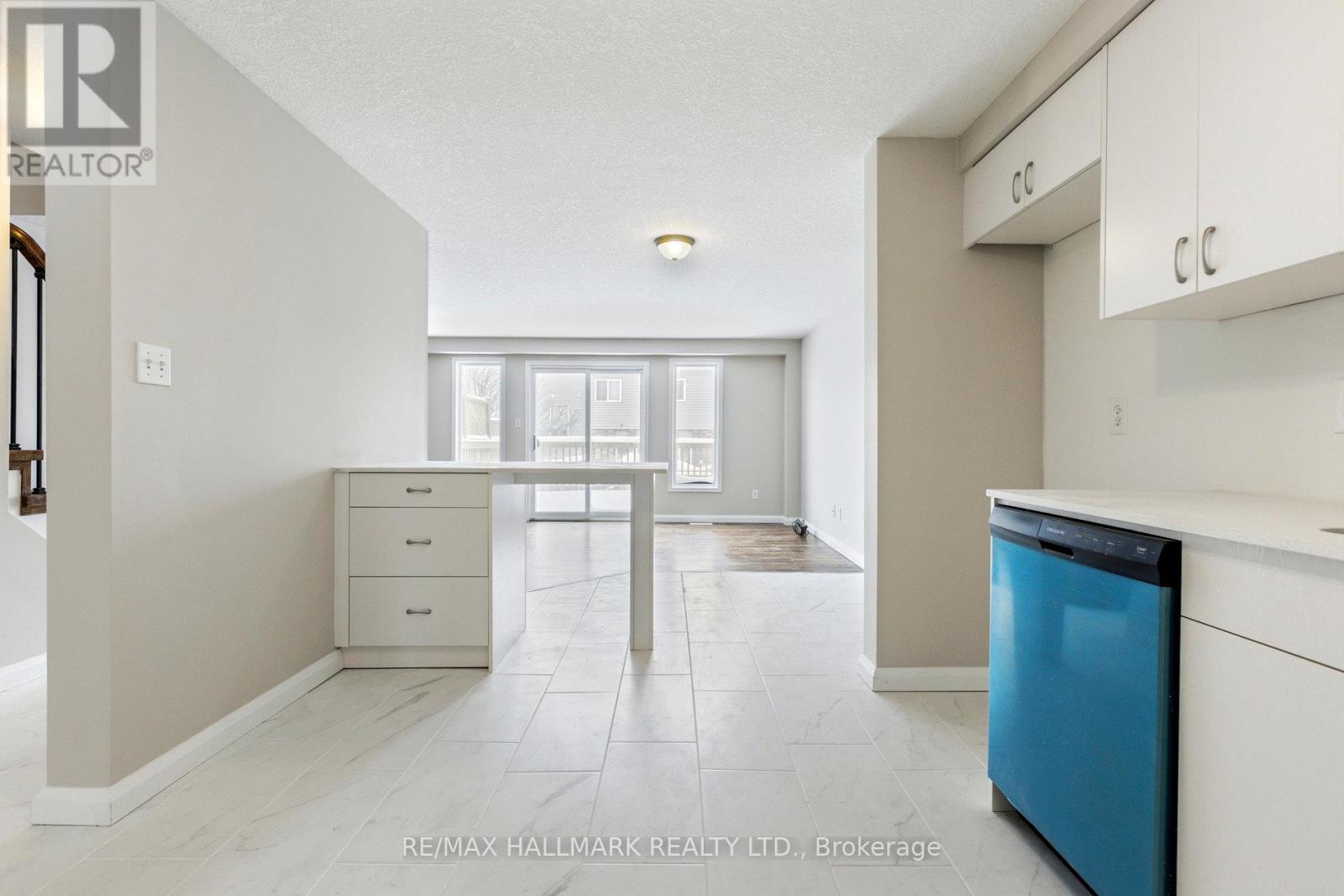 213 SNOWDROP CRESCENT, Kitchener, Ontario, N2E4C2 — Photo 15